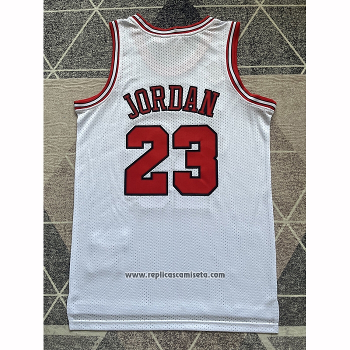 Camiseta Chicago Bulls Michael Jordan NO 23 Mitchell & Ness 1997-98 Blanco Firmada